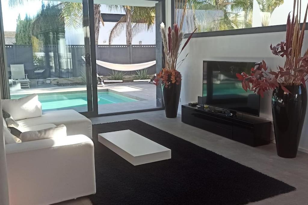 Precioso Vanguardista Ferienhaus